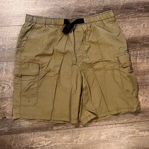 Timberland swim shorts 
Size:2XL
Solid olive Green 
cargo swim shorts 
Like new​